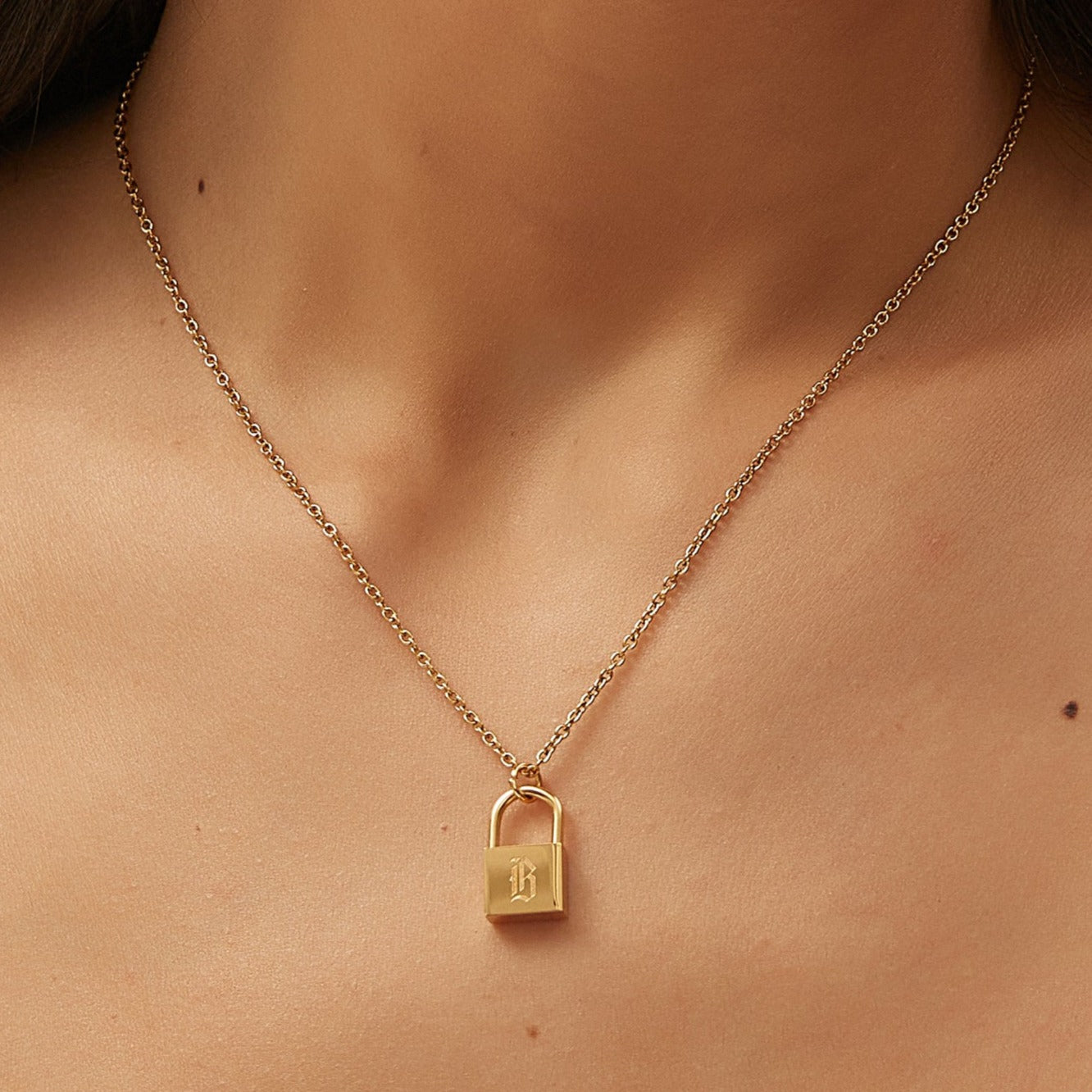 14K GOLD LOCK LETTER NECKLACE