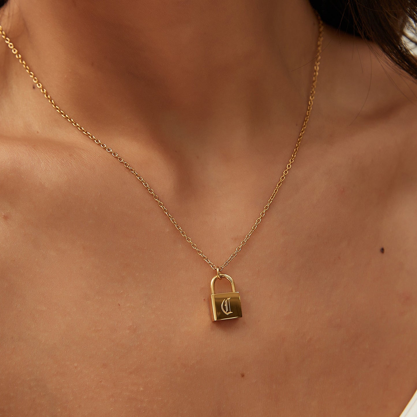 14K GOLD LOCK LETTER NECKLACE