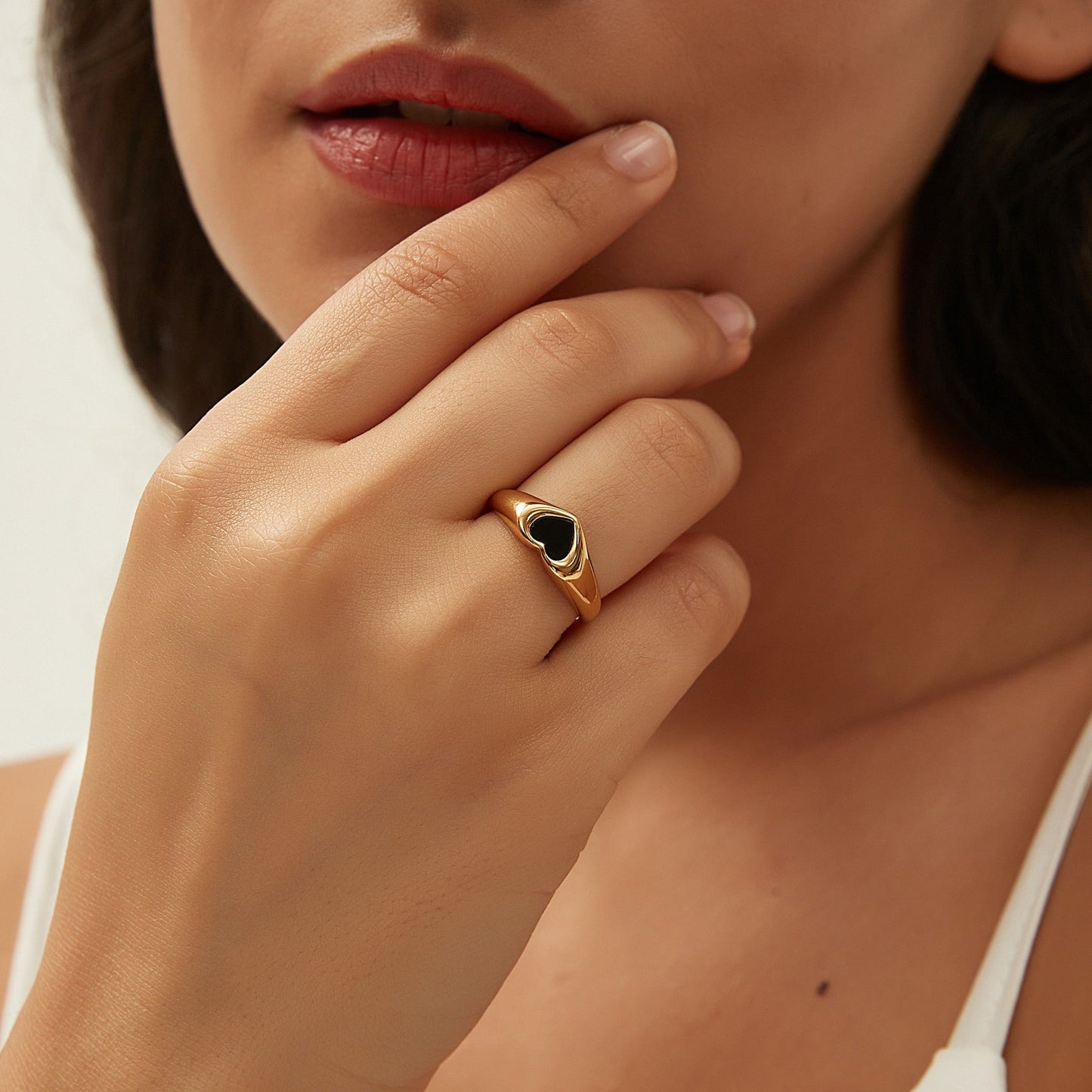 VIVI RING | BLACK ONYX