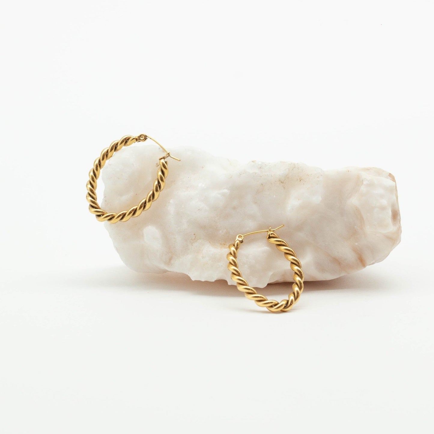 MIRIAM HOOP EARRINGS