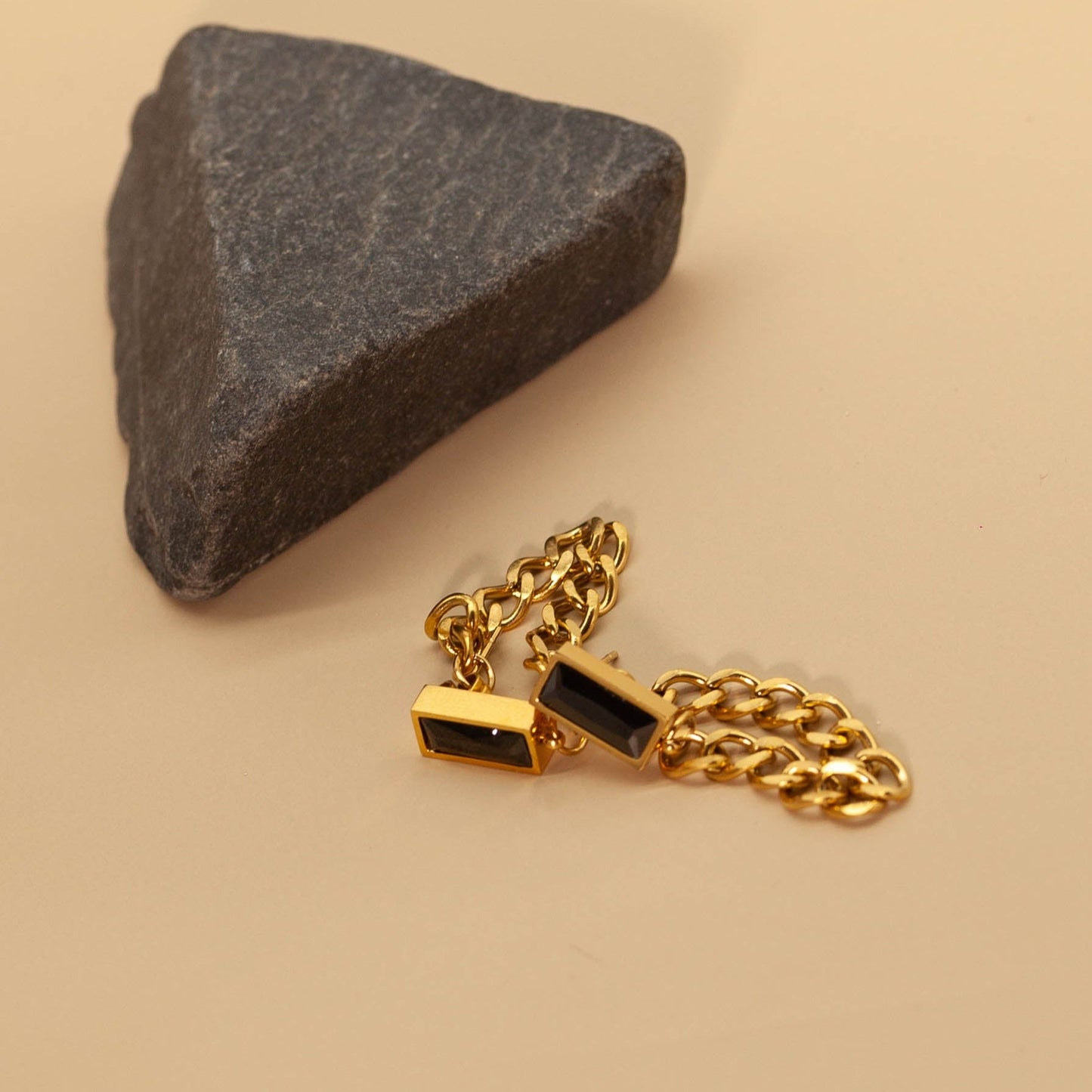 GEORGIANA STUD EARRINGS | BLACK ONYX