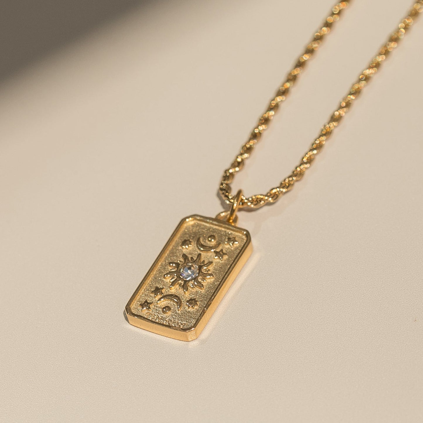 THE SUN PENDANT NECKLACE